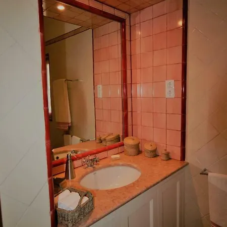 Luxury Private With Pool - Szálloda *