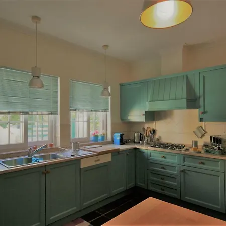 Luxury Private With Pool - *